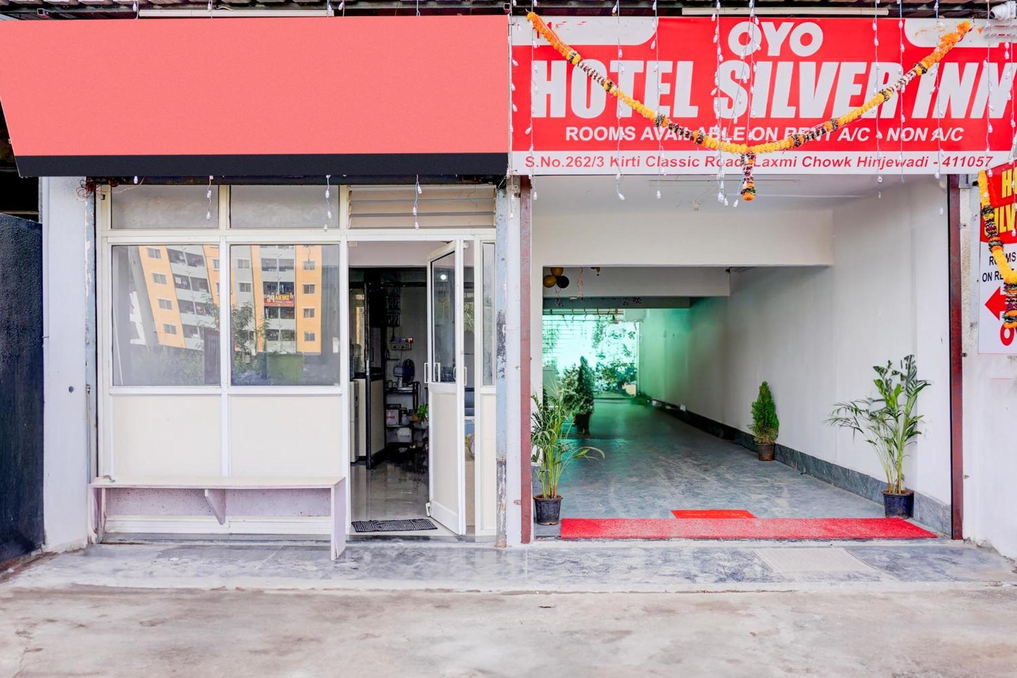 Hotel O Silver Inn Hinjawadi Exterior photo